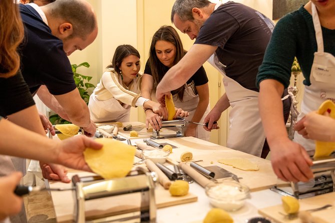 Cesarine: Small Group Pasta and Tiramisu Class in Sorrento - A Sorrento cooking class held in a real home