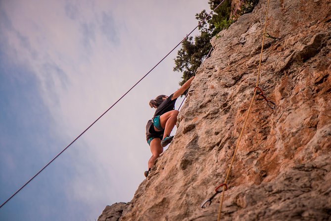 Climbing Experience - Positano - Starting at Montepertuso and walking to the crags