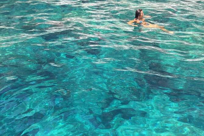 Complete Private Guided Two Hour Tour of the Coast of Capri - Why a private two-hour boat ride works on Capri