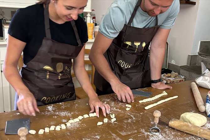 Cook Like a Local: Craft a Neapolitan Feast in Sorrento - A home kitchen above Sorrento, with dinner at the end