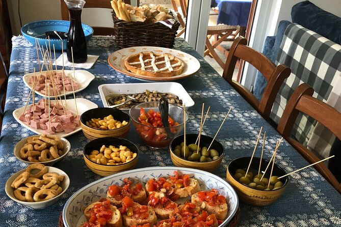 Cook Like a Local: Craft a Neapolitan Feast in Sorrento - Who should book this Sorrento cooking class?