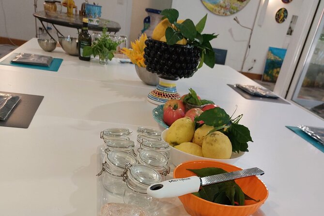 Cooking Class - cook and enjoy local dishes with our Chef - A cooking class in the middle of Sorrento