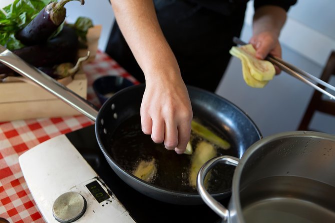 Cooking Class from Sorrento - Meeting the local cooks and hearing the menu