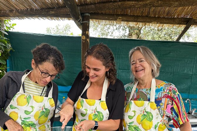 Cooking class in Sorrento - Making parmigiana di melanzane