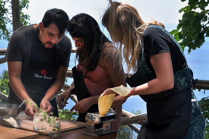 Cooking Class with garden visit - Why this Praiano cooking class feels different