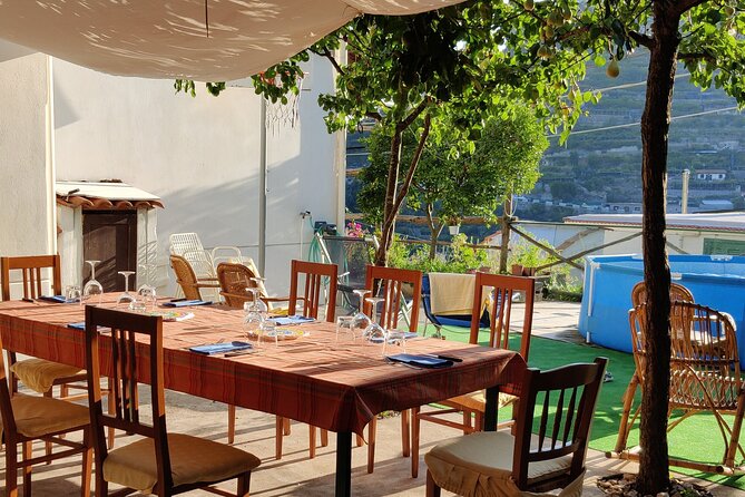 Cooking experience in Minori with a view of the Amalfi Coast - The social side of the meal