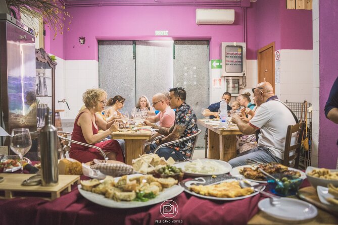 Cortecorbo Irpinia-wines: tour of the vineyards- Cooking class- wine tasting - Walking through the Cortecorbo vineyards