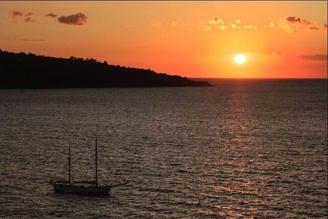 Day to Night Capri Boat Tour with Swim, Snorkel & Aperitif - Four hours in Capri, with one important qualification