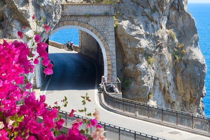 Deluxe Sharing Amalfi Coast - What the vehicle and service include