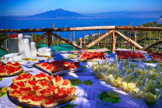 Discover Sorrento with food tasting and walking Tour - How the two-hour timing affects the experience