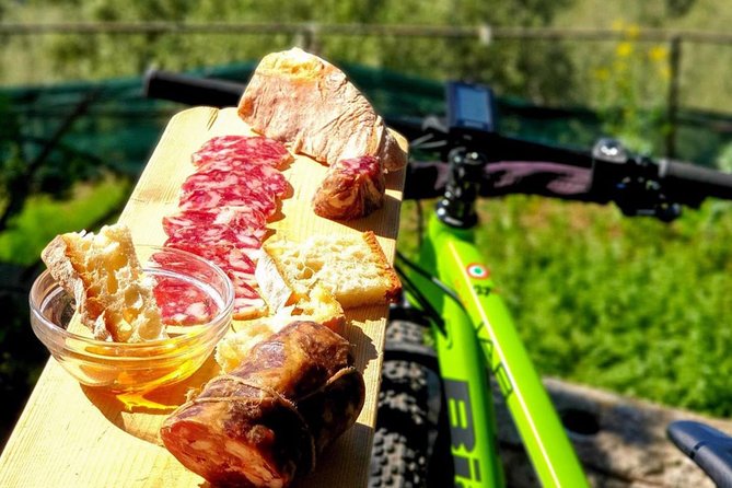 E-Bike Food and Wine Tour in the Sorrento Peninsula - How difficult is the cycling?