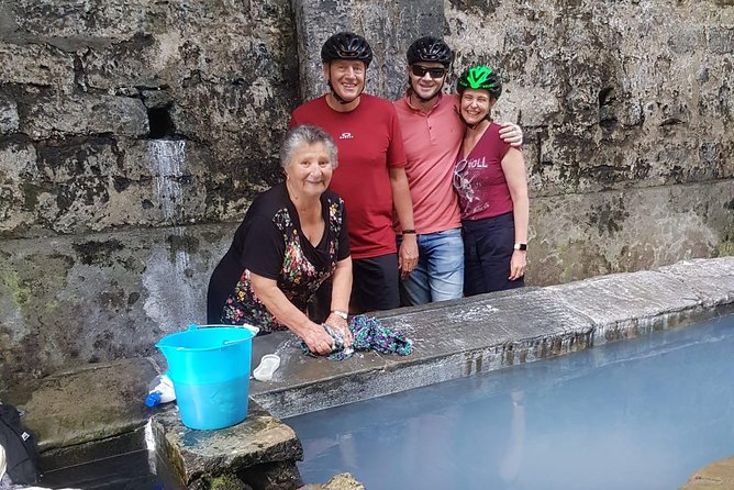 E-Bike Food and Wine Tour in the Sorrento Peninsula - Who should book this ride?