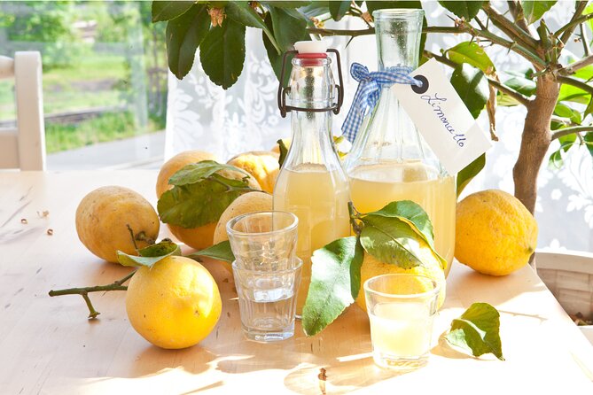 Fifty Shades of Lemon - Amalfi’s cathedral and narrow streets