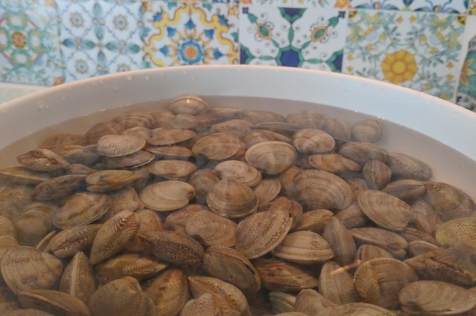 Food Experience with a local in Praiano - A three-course lunch with wine and a house liqueur
