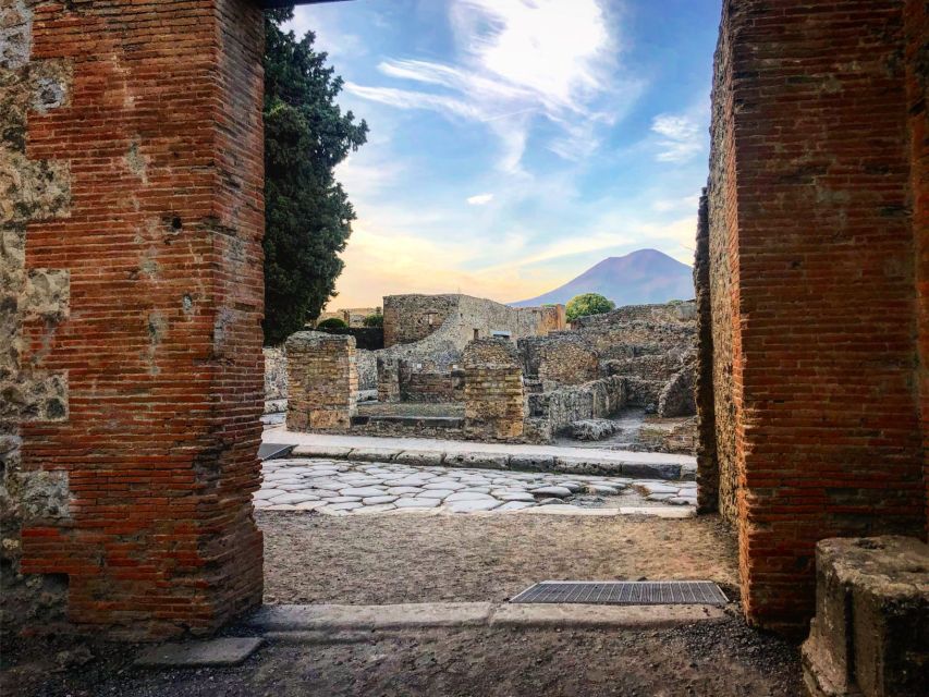 From Amalfi Coast: Pompeii Guided Tour - Thermal baths, bakery, and the daily Roman routine