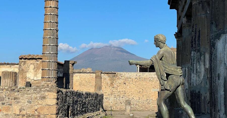 From Amalfi Coast: Pompeii Guided Tour - Entering Pompeii with skip-the-line admission