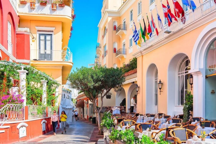 From Amalfi: Group Boat Tour to Capri with Swimming - Li Galli, cookies, and the ride home