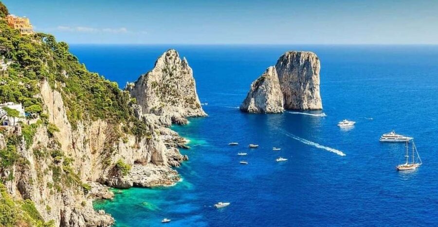 From Amalfi: Li Galli and Capri Islands Boat Tour - Two and a half hours to explore Capri