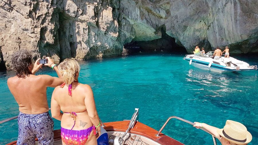 From Amalfi: Small Group Boat Excursion to Capri Island - Snacks, drinks, and what the $191.45 price covers