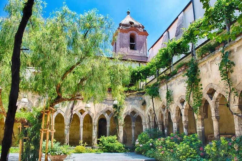 From Naples: Amalfi Coast with Sorrento & Positano - Three hours to find your Positano