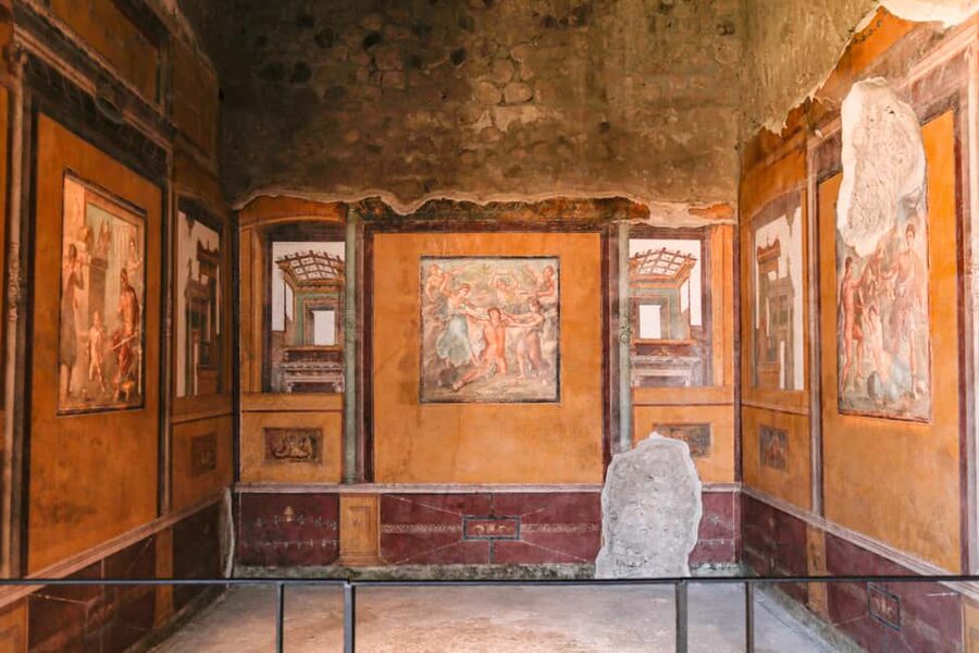 From Naples: Pompeii Skip-the-Line Guided Tour - Key points to know before booking