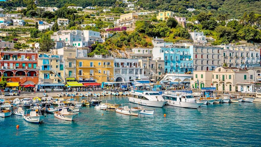 From Positano: Day trip to Capri - Group Tour by boat - Four hours on Capri: use them with a plan