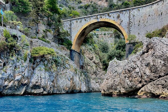 From Positano or Praiano: 2H Private Amalfi Coast speed tour - Why seeing the Amalfi Coast by boat changes the day