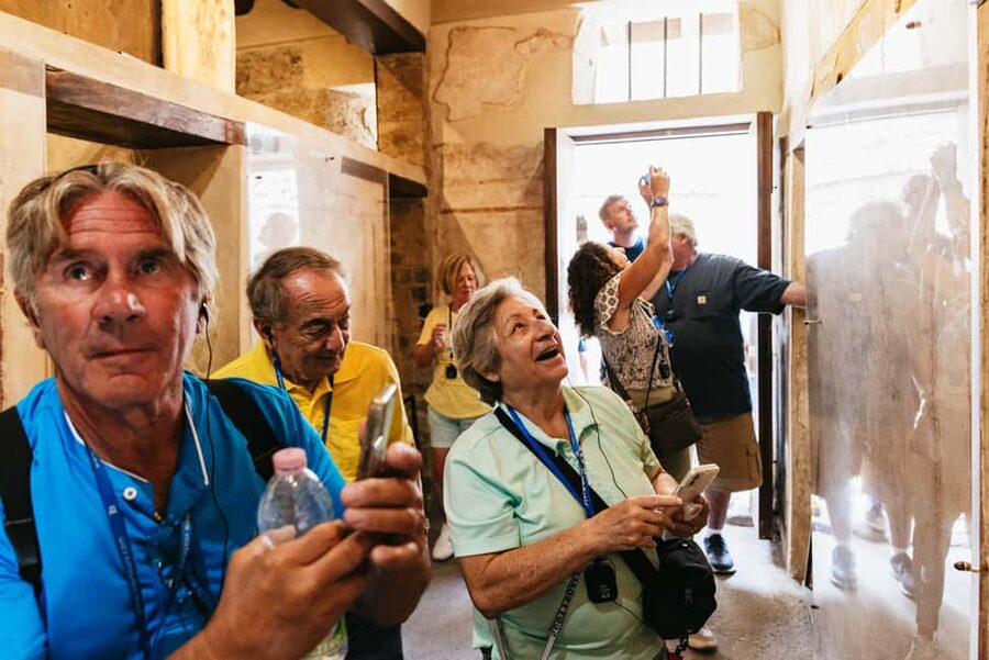 From Rome: Day Trip to Pompeii and Sorrento with Lunch - Returning to Rome