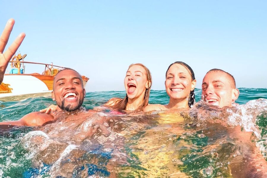 From Sorrento: Capri Boat Tour with Snorkeling & Drinks - Why this Sorrento to Capri boat trip works so well