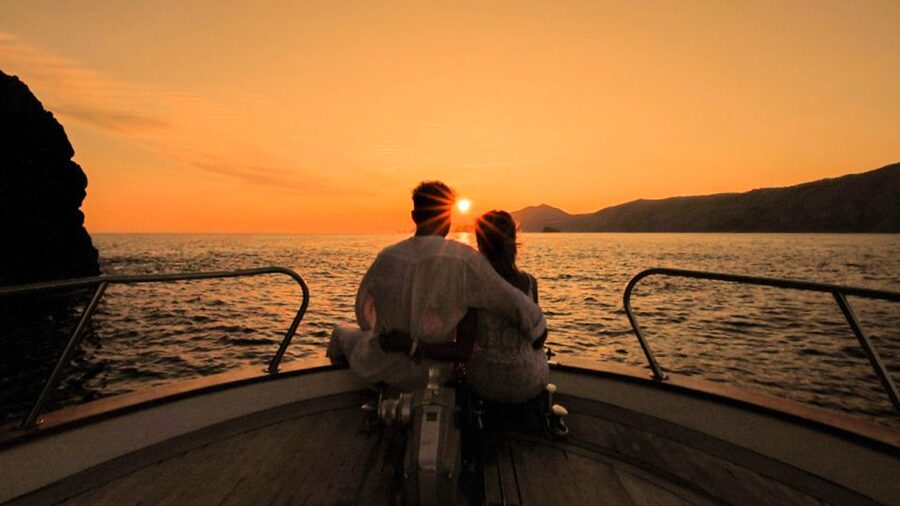 From Sorrento: Capri Sunset Boat Tour - Who should book this Capri trip?