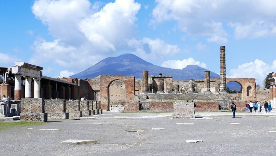 From Sorrento: Day Tour to Pompeii Ruins and Mount Vesuvius - Sorrento pickup and the journey north
