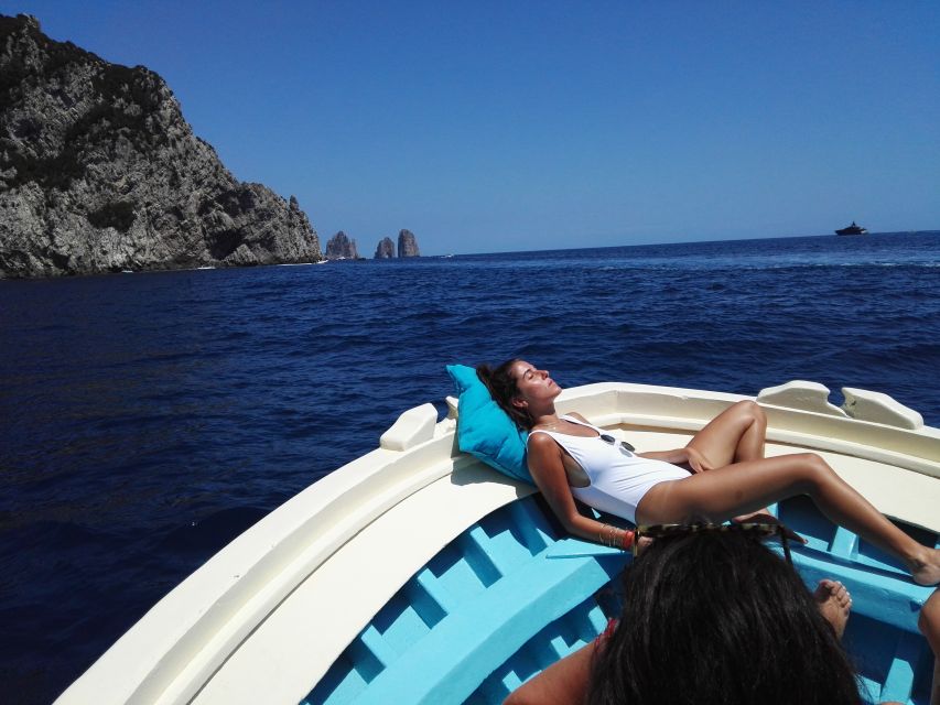 From Sorrento: Fishing in Capri with Lunch - Cruising around Capri before going ashore