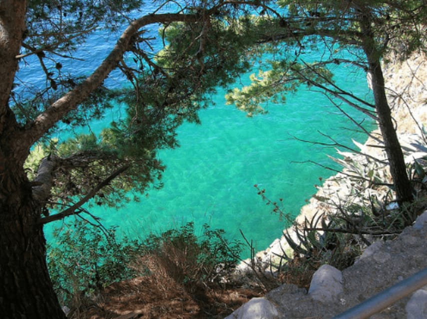 From Sorrento: Full-day Amalfi Coast Day Trip - Positano: one hour for the famous hillside town