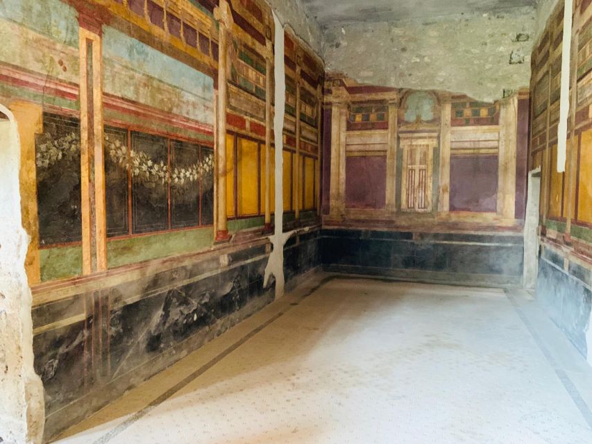 From Sorrento: Full-Day Pompeii & Wine Tasting Tour - Meeting in Sorrento and riding to Pompeii