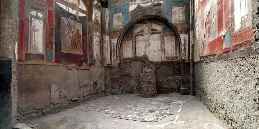 From Sorrento: Herculaneum and Pompeii Group Excursion - Why seeing Pompeii and Herculaneum together matters