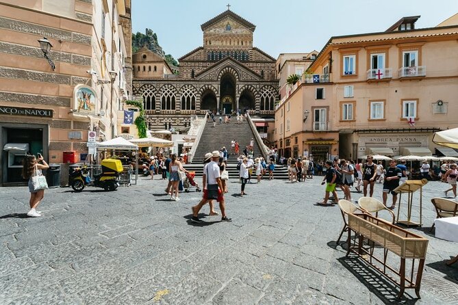 From Sorrento/Nerano: Amalfi Shared Tour - without pick up - Sailing past Furore and Praiano