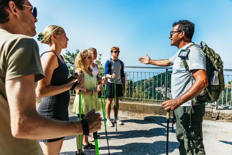 From Sorrento: Path of the Gods Guided Hike with Transfers - The shepherd’s hut is more than a snack stop