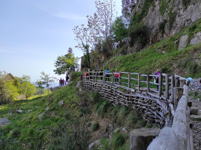 From Sorrento: Path of the Gods Hike with Tasting Stop - Who should book this hike?