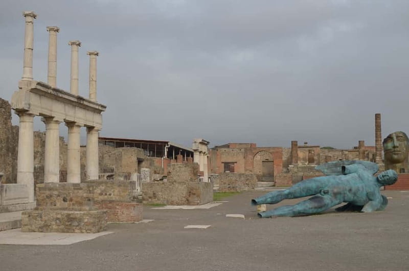 From Sorrento: Pompeii and Mount Vesuvius Trip with Lunch - Two hours inside ancient Pompeii