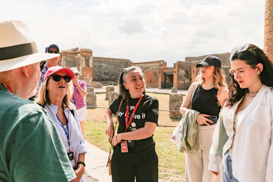 From Sorrento: Pompeii Half-Day Skip-the-Line Tour - Entering Pompeii with a separate entrance