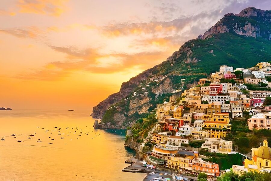 From Sorrento: Private Amalfi Coast Sunset Tour by car - Amalfi after the afternoon crowds