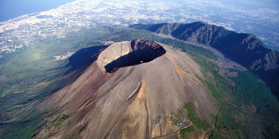 From Sorrento: Semiprivate Vesuvius Tour - Why Vesuvius is worth the climb
