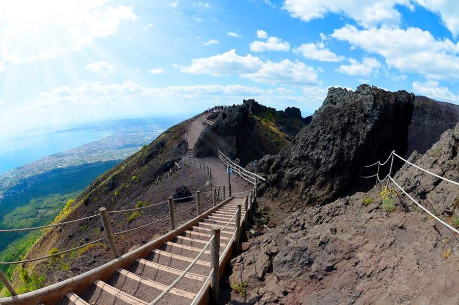 From Sorrento: Semiprivate Vesuvius Tour - What the $77 price really buys you