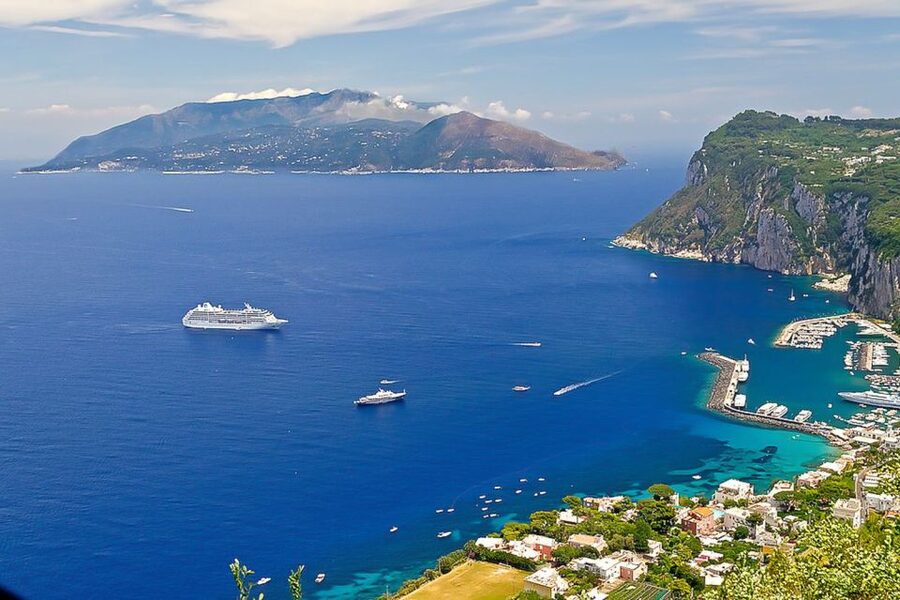From Sorrento to Capri and Positano: Private Boat Tour - A private route from Sorrento to two famous coasts