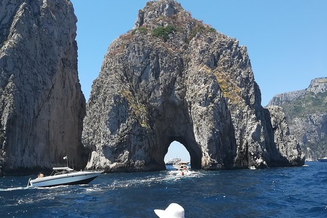 Full capri - The Blue Grotto question