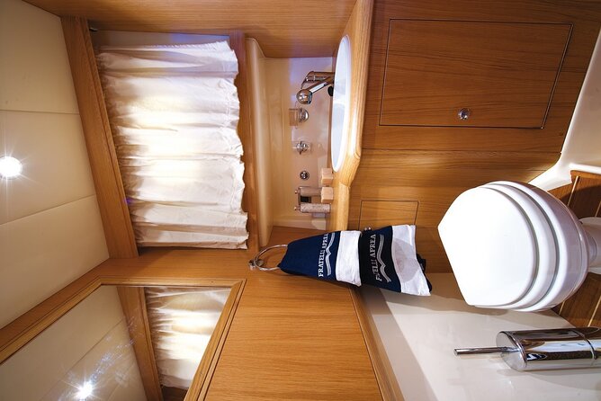Full day in Capri with Fratelli Aprea 32 Feet - Swimming, snorkeling, and comfort aboard