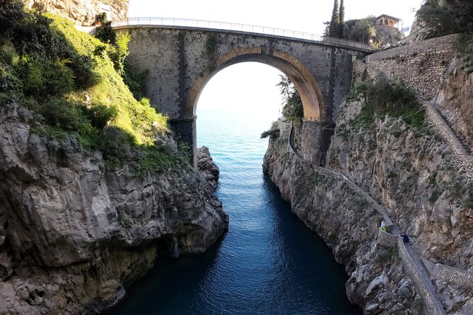 Full Day Private Boat Tour Along the Amalfi Coast - Meeting in Positano and Returning to the Same Place