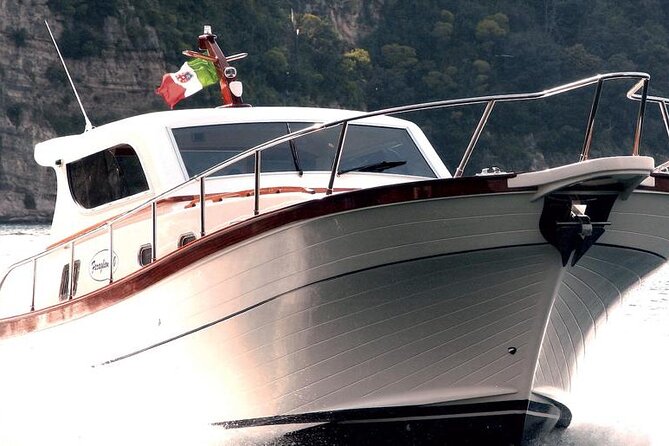 Full-Day Private Guided Boat Tour in Amalfi - Conca dei Marini and lunch at La Tonnarella
