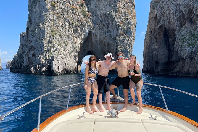 Full-Day Private Guided Boat Tour in Capri - Why a private boat changes the Capri day