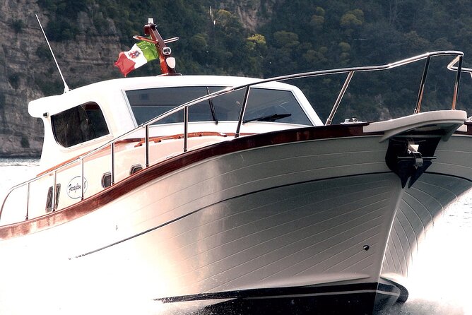 Full-Day Private Guided Boat Tour in Capri - Faraglioni: the day’s main spectacle